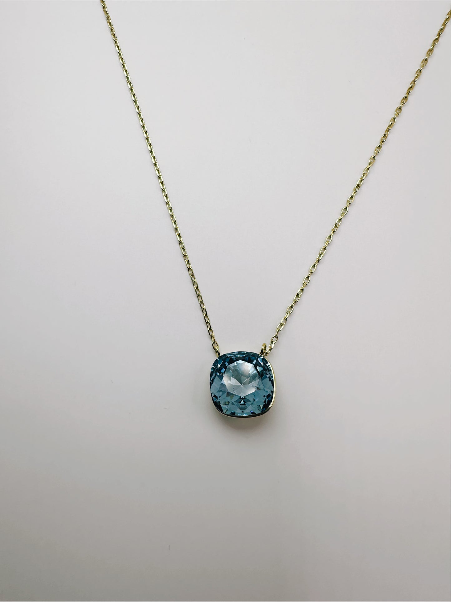 Collier OPAL